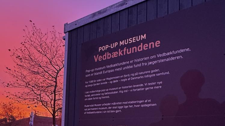 Solopgang over Pop-up museum Vedbækfundene